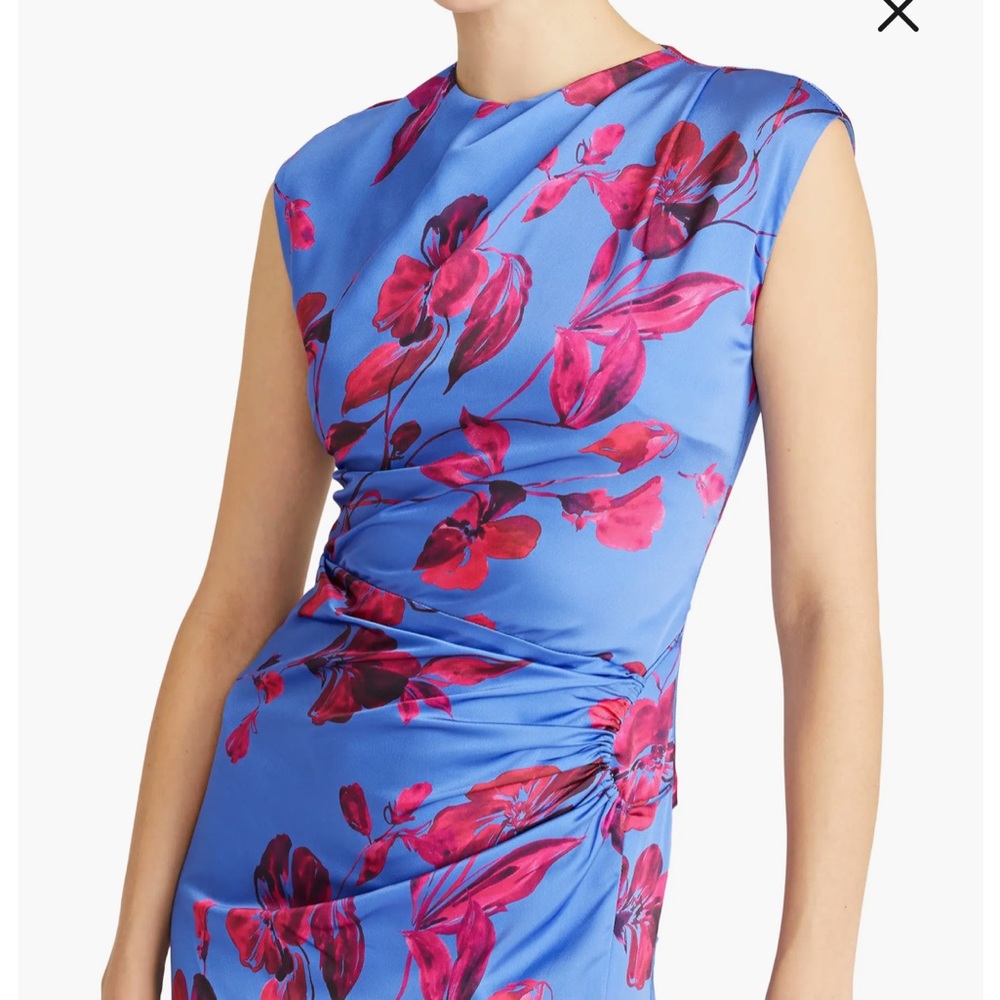 ML Monique Lhuillier size 2 gown worn once and dry cleaned